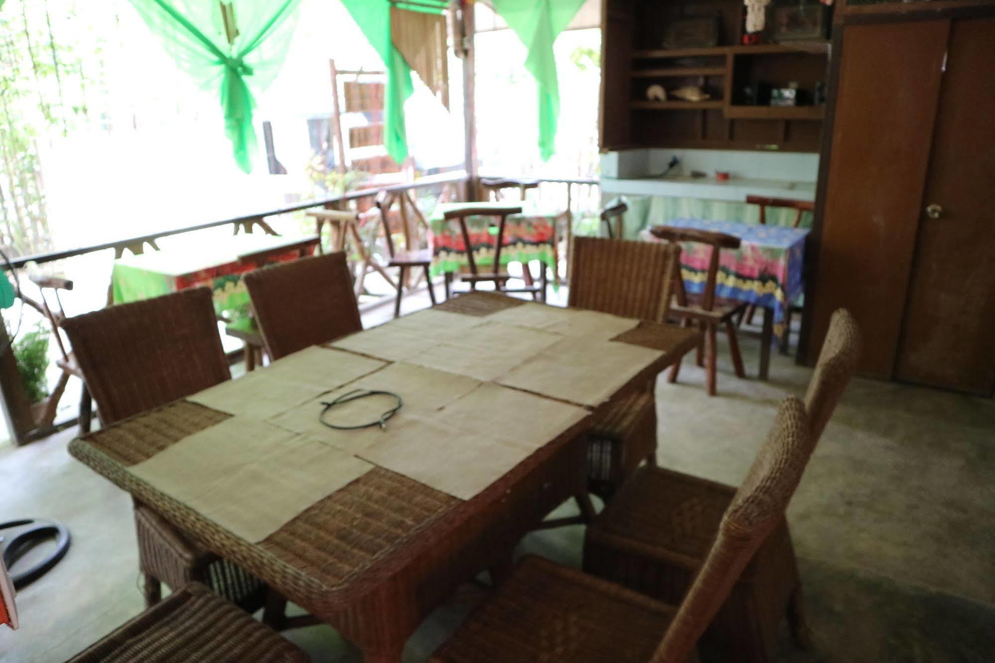 Antonio Village Pension And Cafe El Nido Extérieur photo