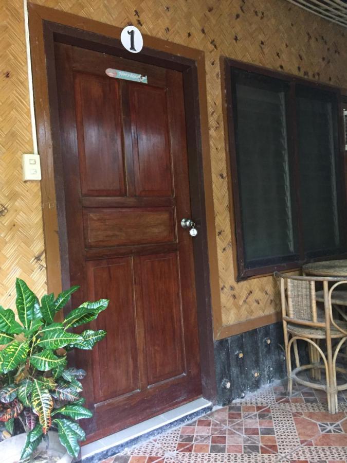 Antonio Village Pension And Cafe El Nido Extérieur photo